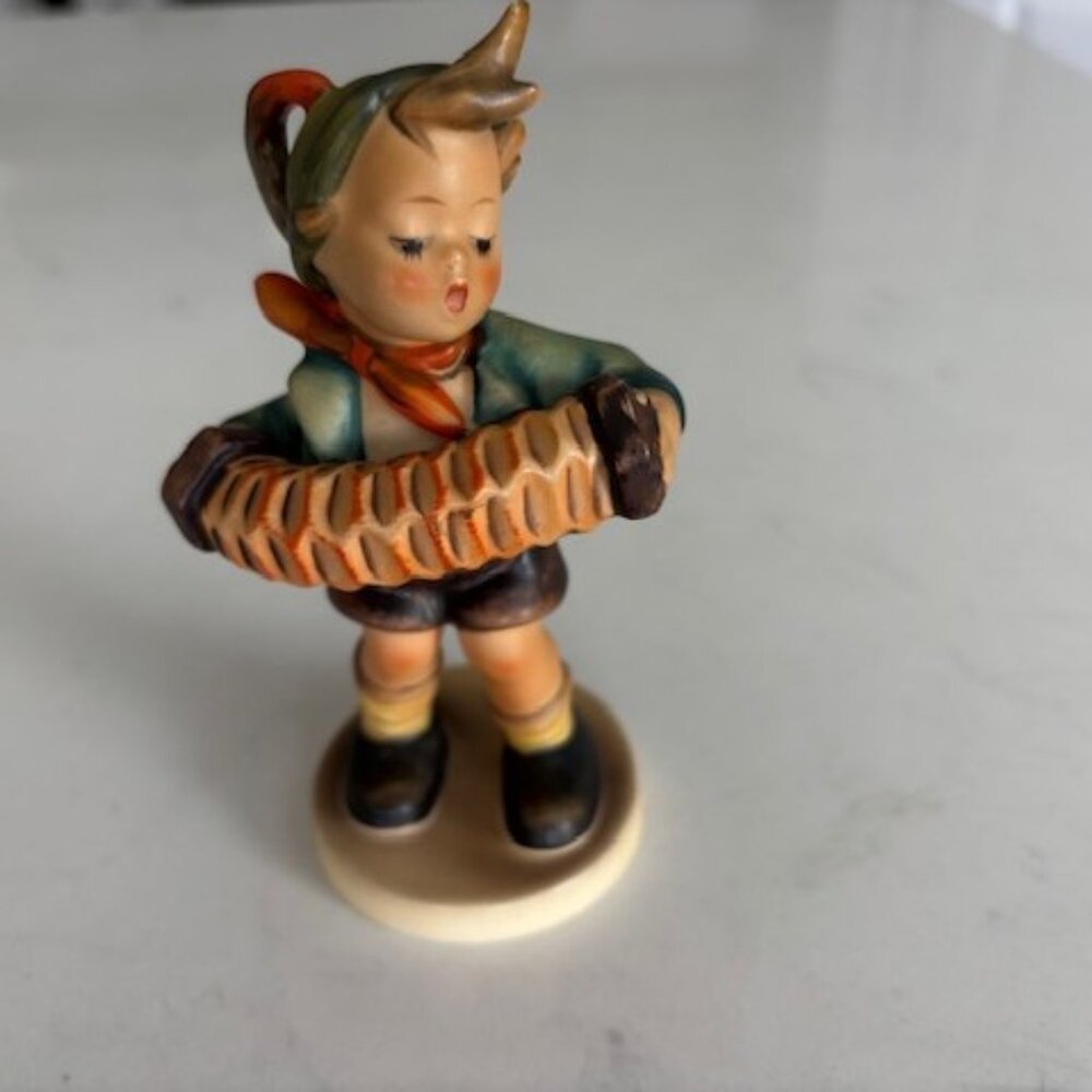 Hummel Germany "Accordion Boy" TMK 3SS EXCELLENT